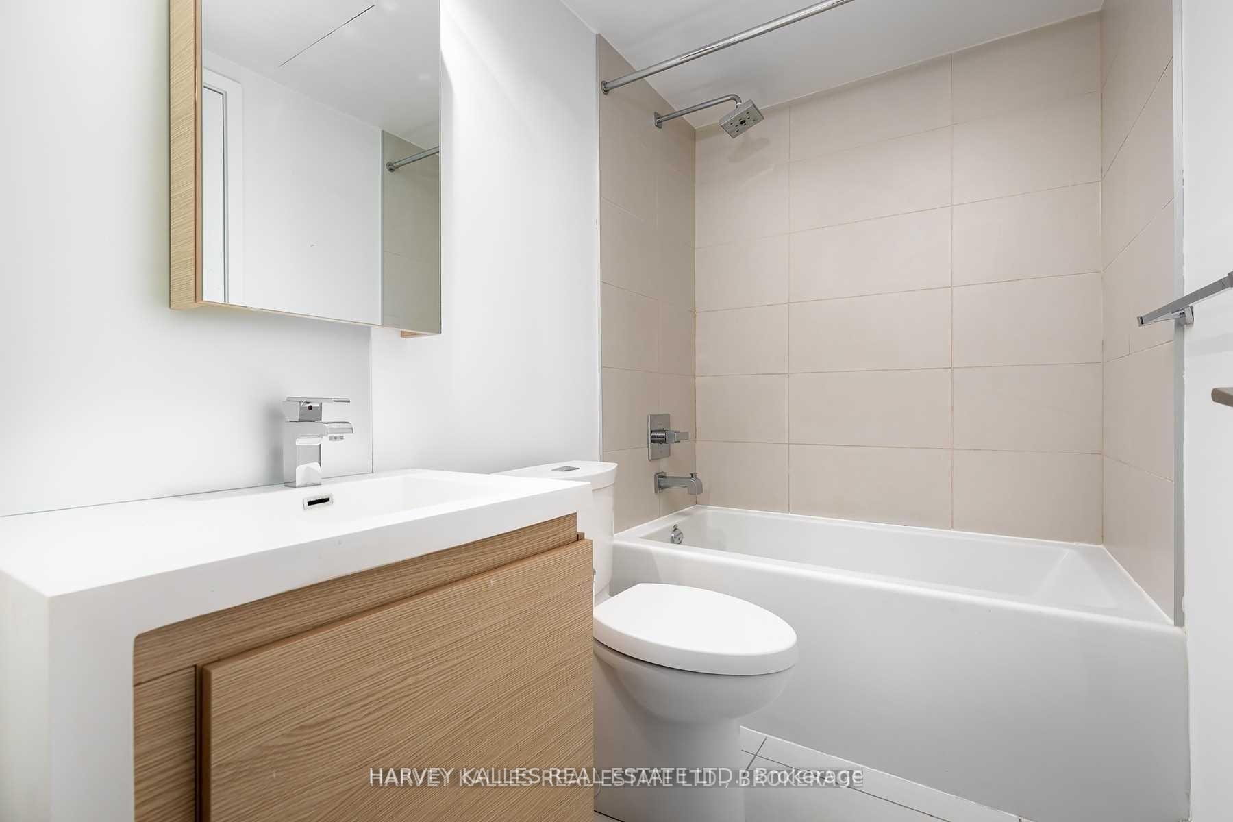 1030 King Street W 1002, Toronto Unit: 1002
