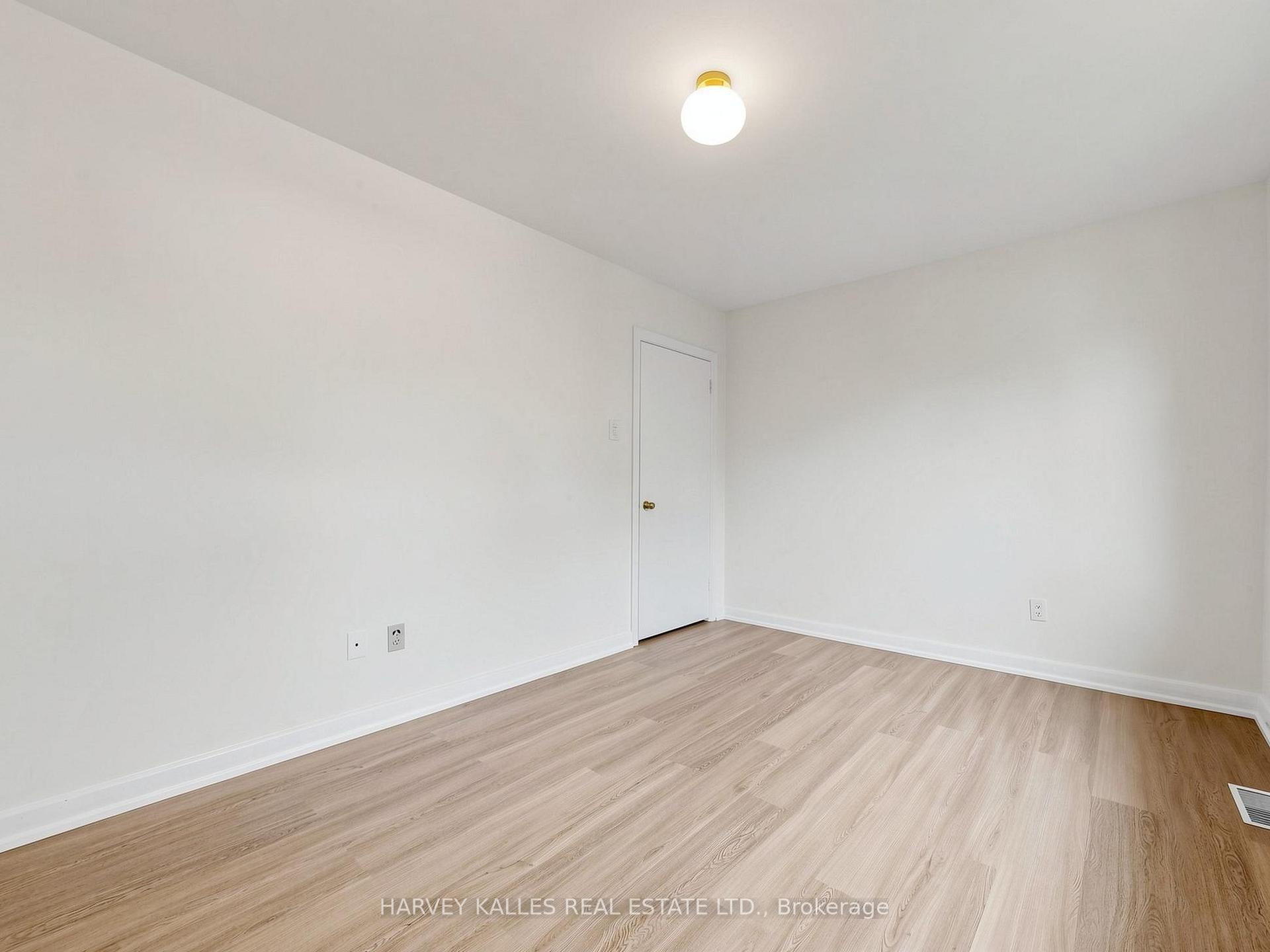 87 Combe Avenue, Toronto