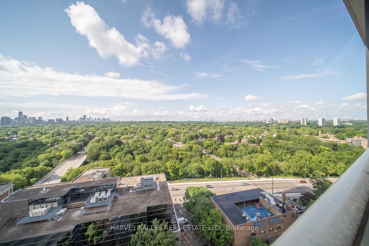 609 Sherbourne Street 1705, Toronto Unit: 1705