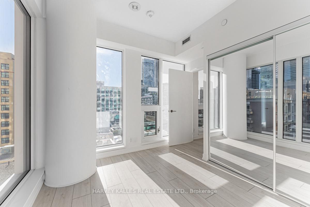 55 Mercer Street 1711, Toronto Unit: 1711