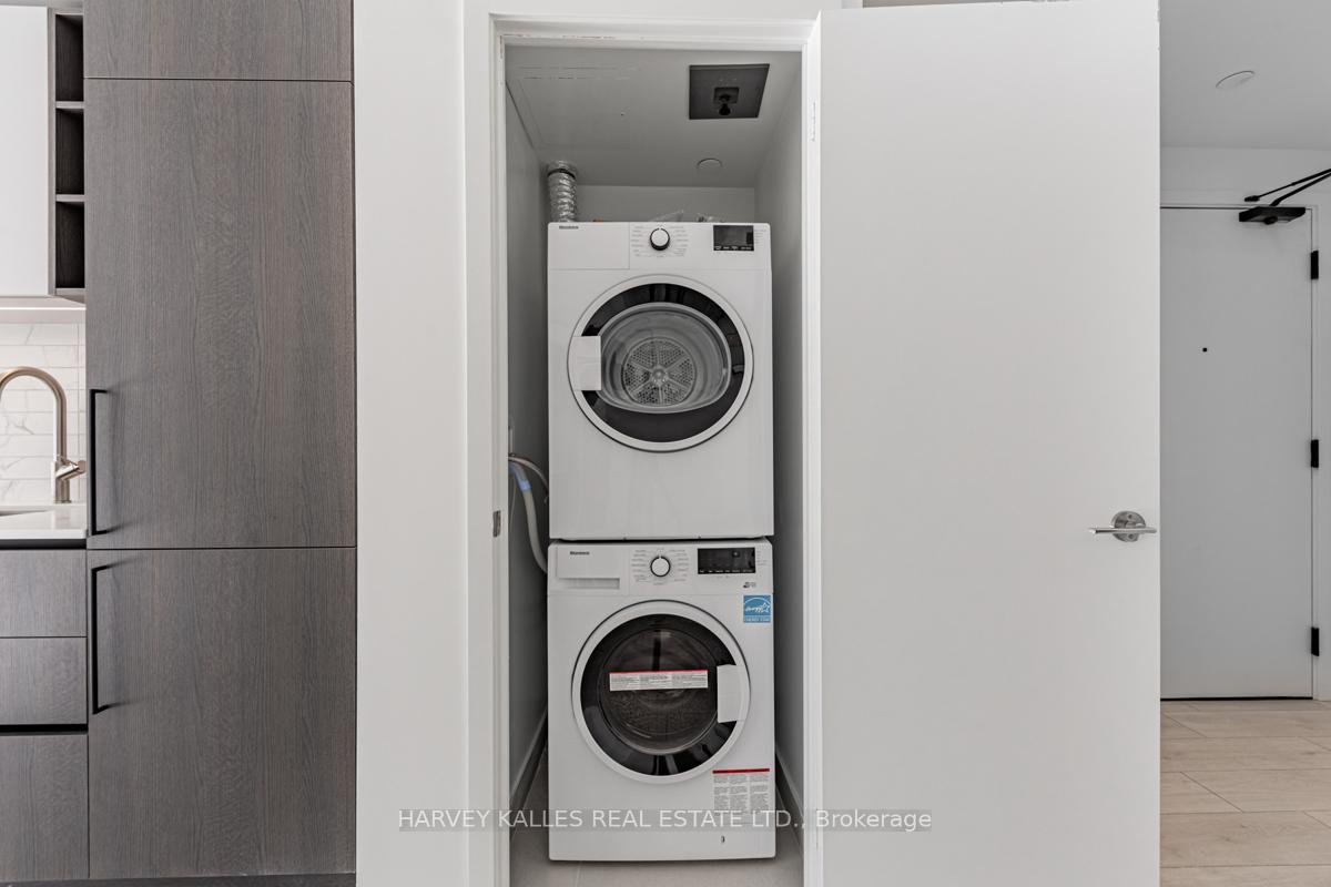 55 Mercer Street 1711, Toronto Unit: 1711