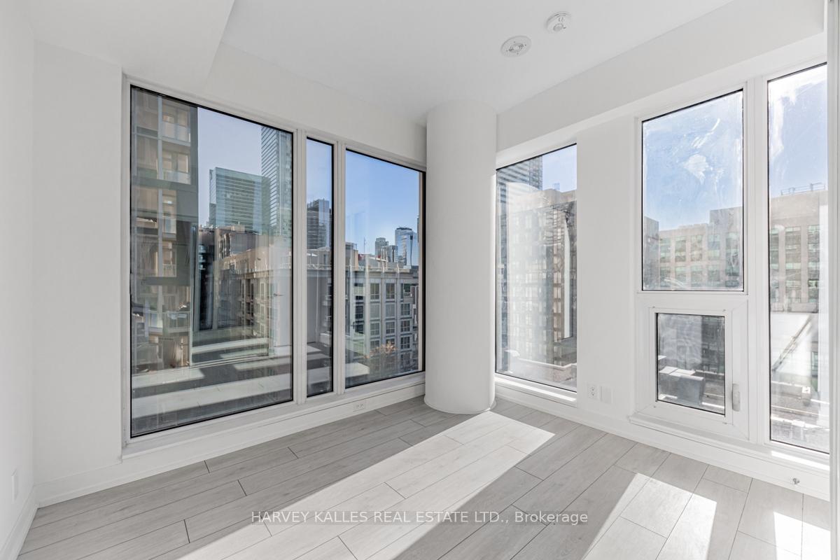 55 Mercer Street 1711, Toronto Unit: 1711
