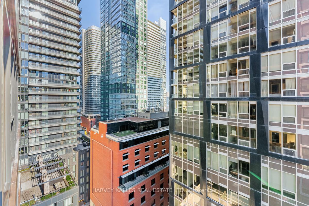 55 Mercer Street 1711, Toronto Unit: 1711