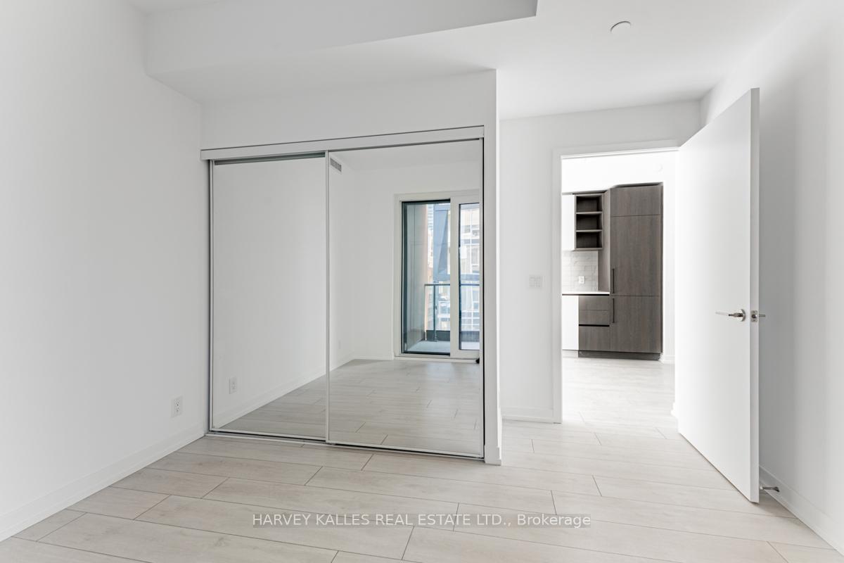 55 Mercer Street 1711, Toronto Unit: 1711