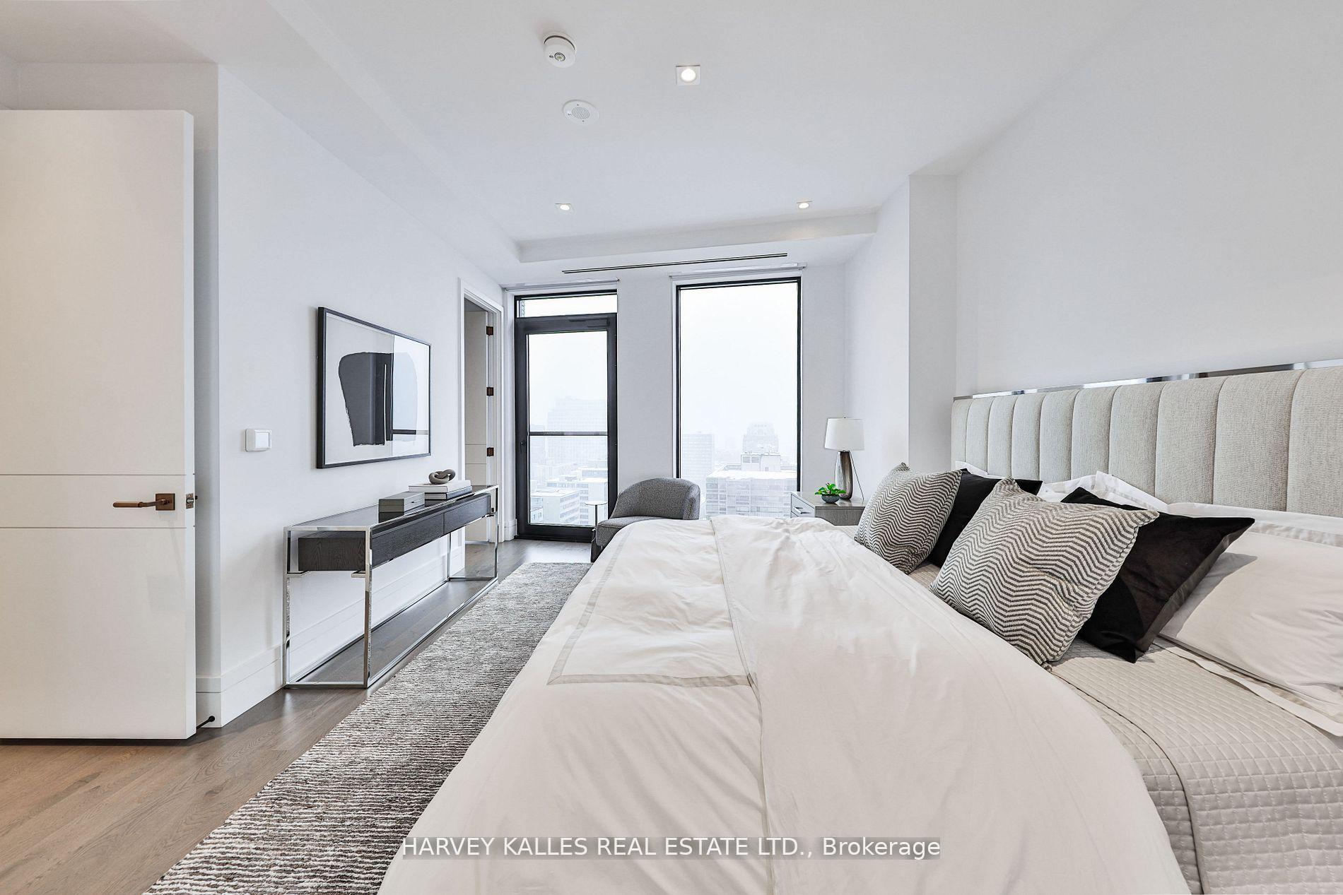 215 Lonsdale Road 1707, Toronto Unit: 1707