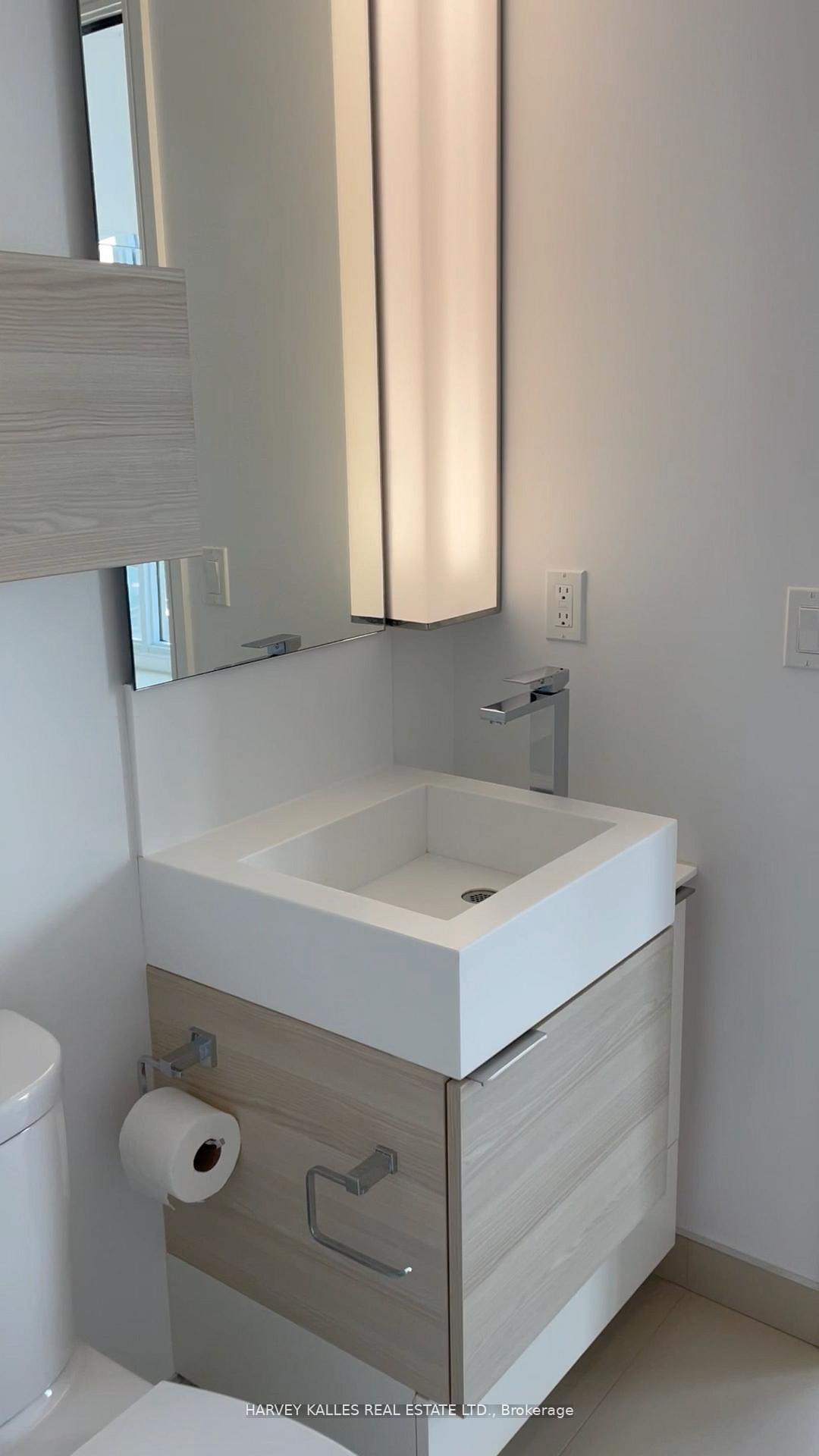 88 Scott Street 4602, Toronto Unit: 4602