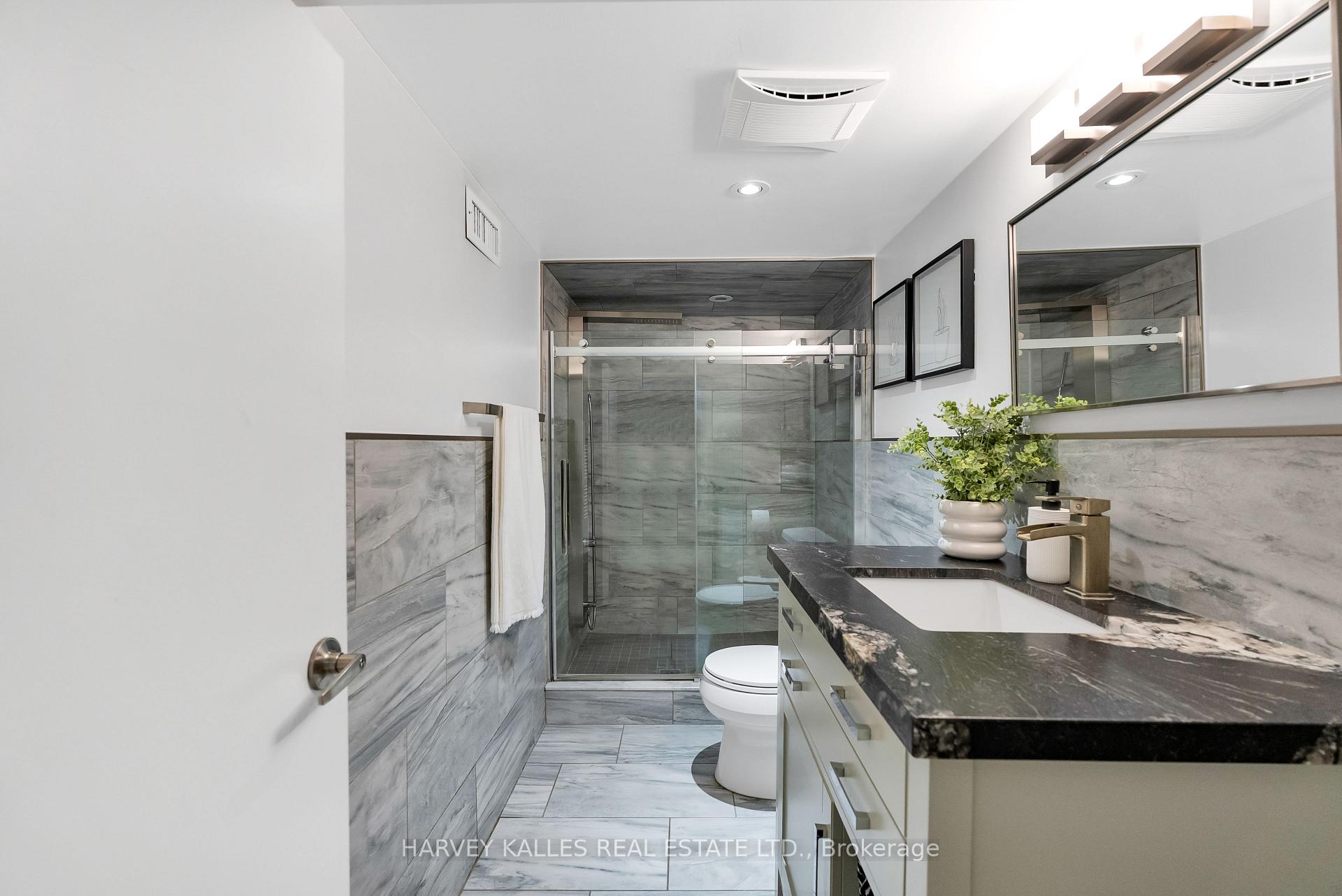 326 Glenholme Avenue, Toronto
