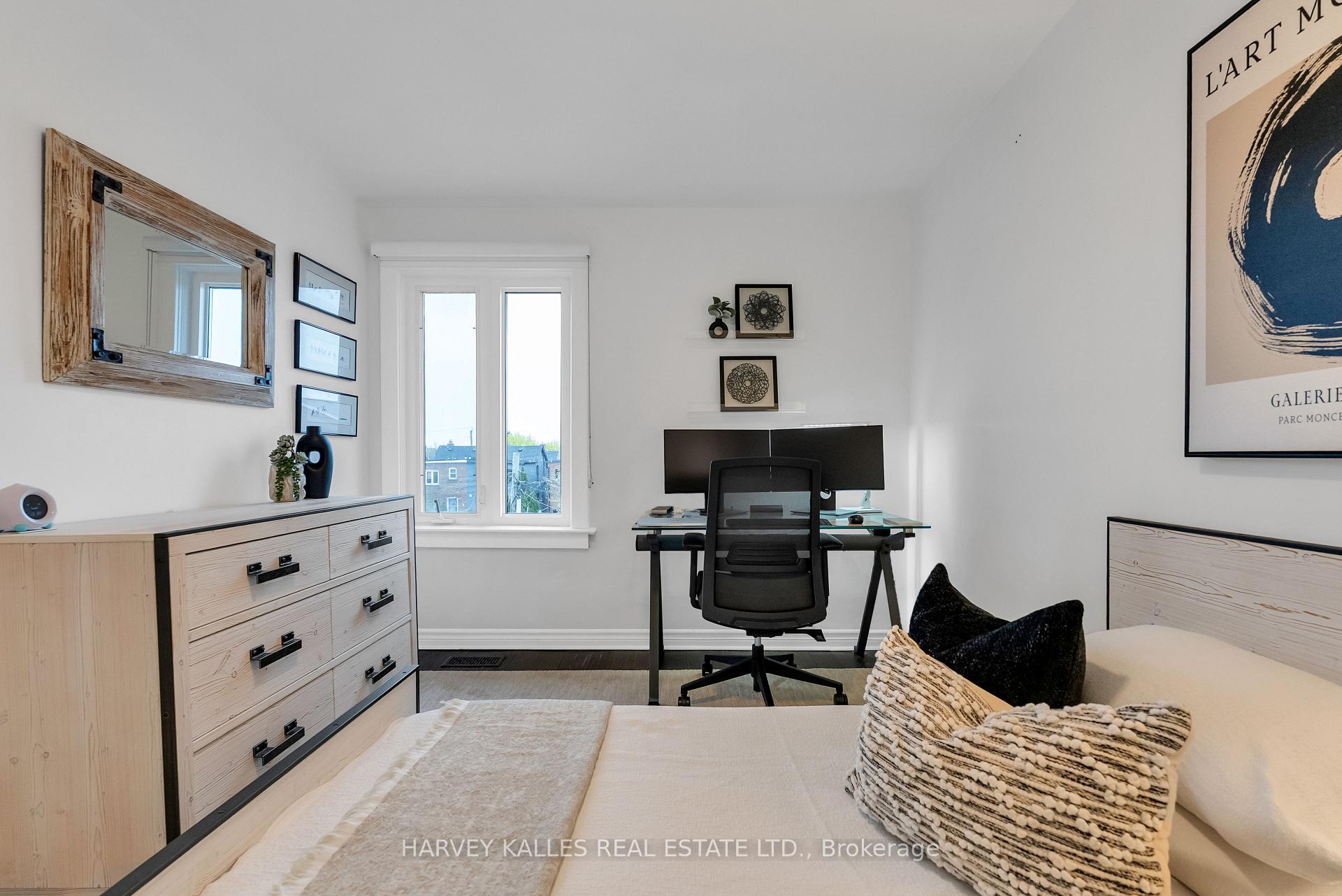 326 Glenholme Avenue, Toronto