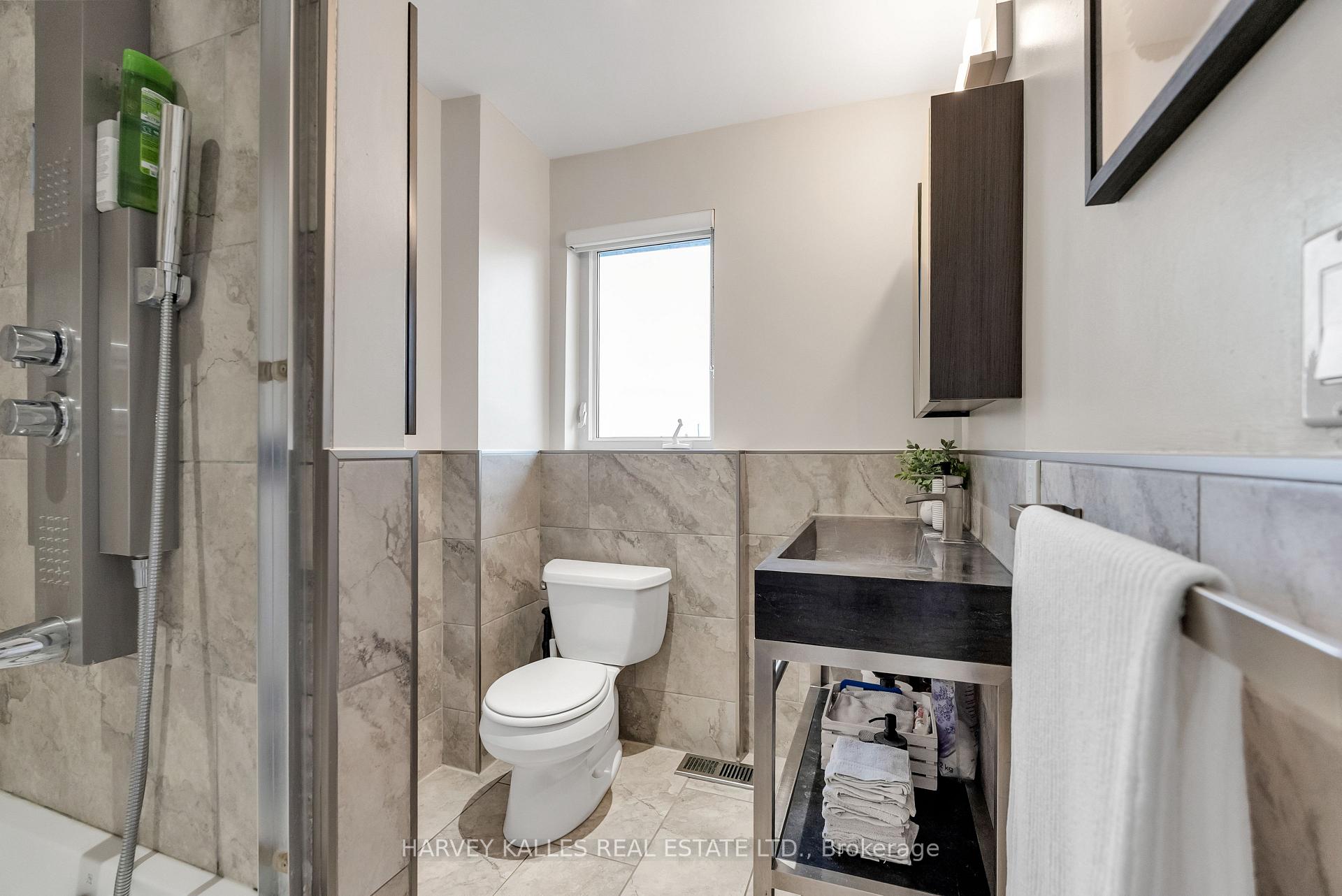 326 Glenholme Avenue, Toronto