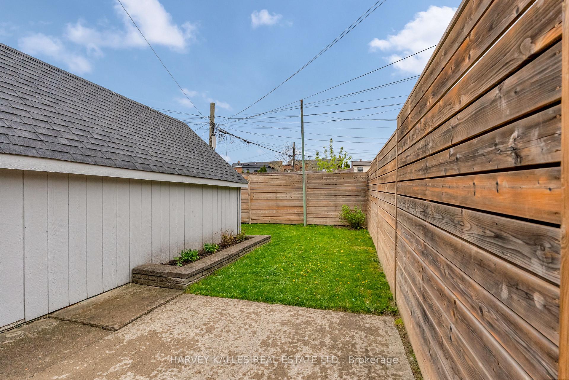 326 Glenholme Avenue, Toronto