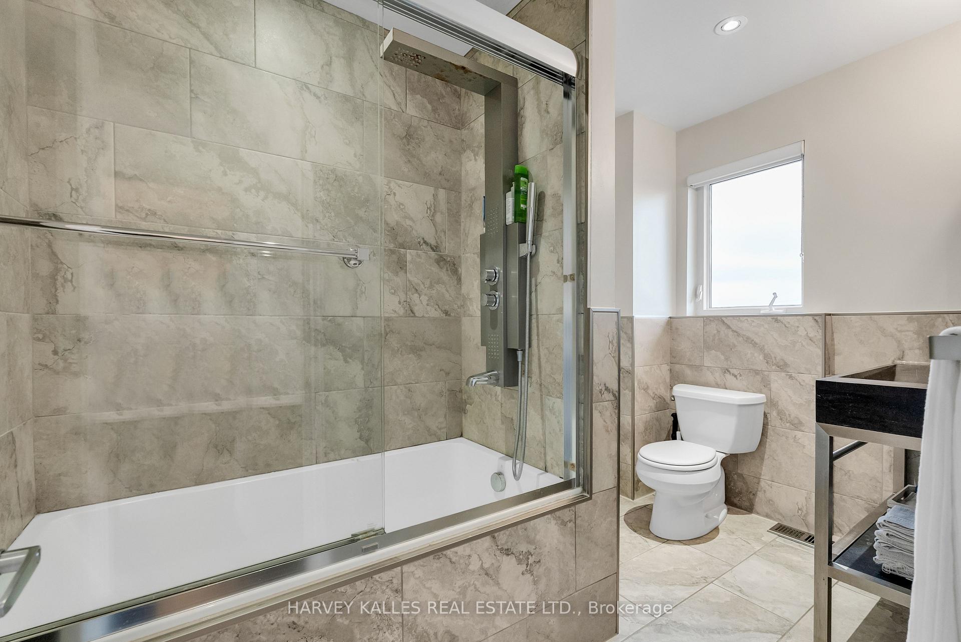 326 Glenholme Avenue, Toronto