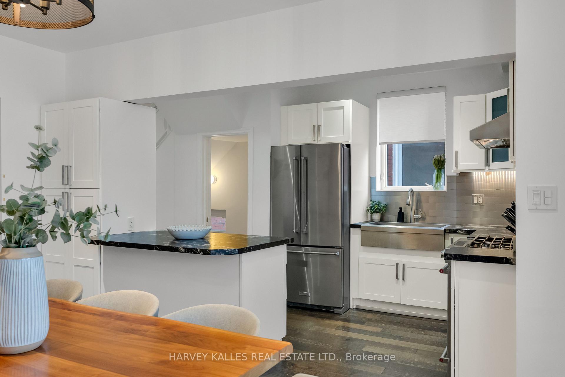 326 Glenholme Avenue, Toronto