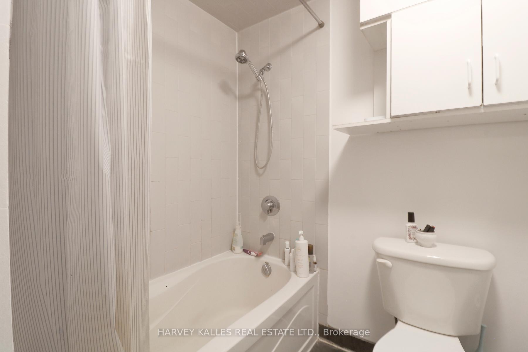 107 Concord Avenue 2A, Toronto Unit: 2A