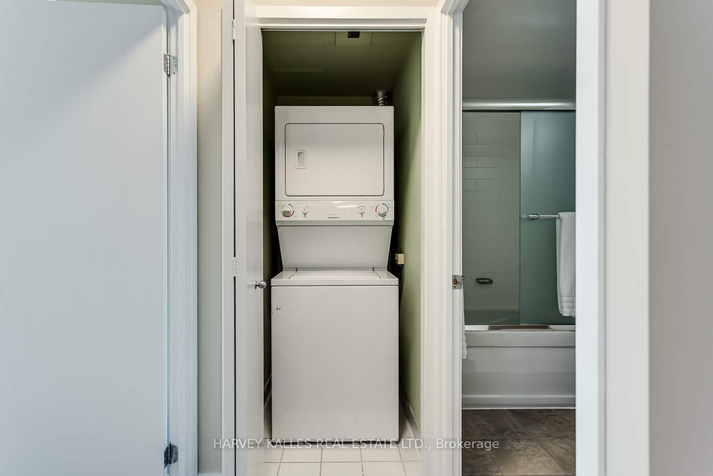 35 Mariner Terrace 3808, Toronto Unit: 3808