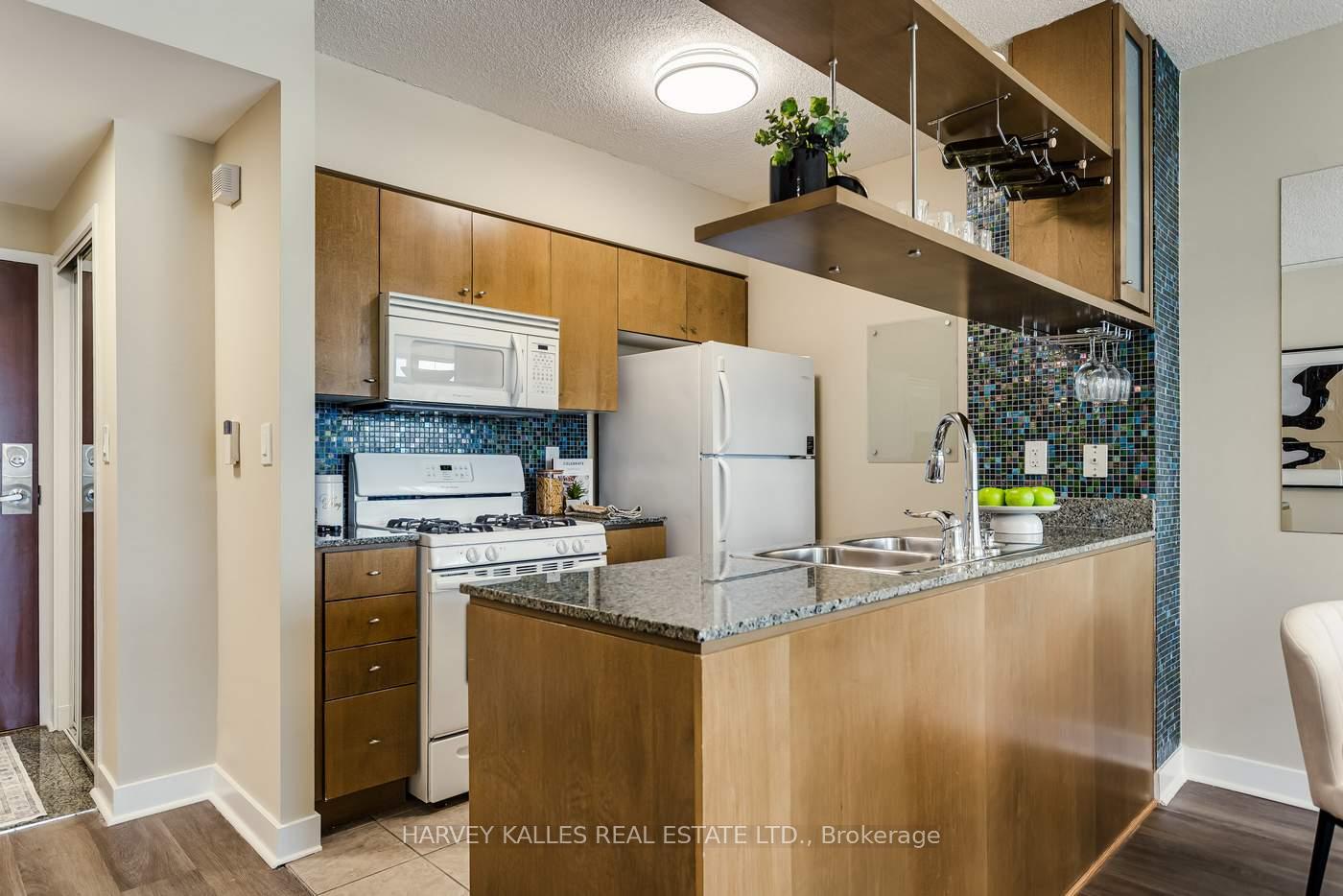 35 Mariner Terrace 3808, Toronto Unit: 3808