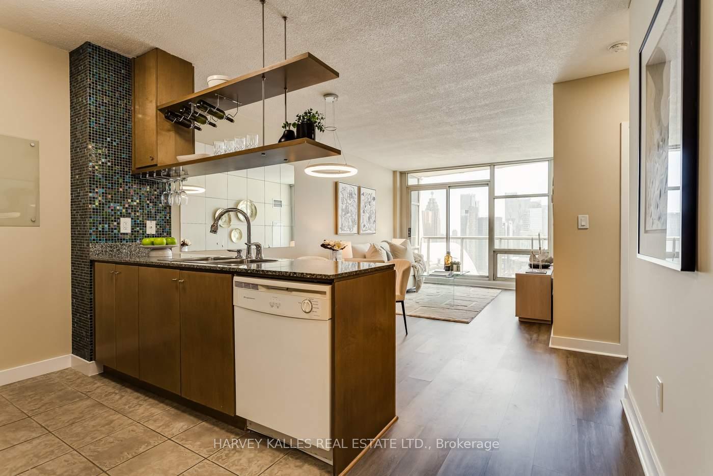 35 Mariner Terrace 3808, Toronto Unit: 3808