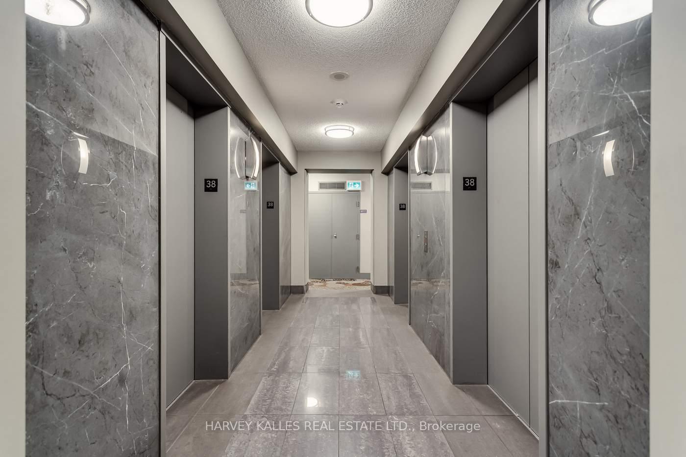35 Mariner Terrace 3808, Toronto Unit: 3808