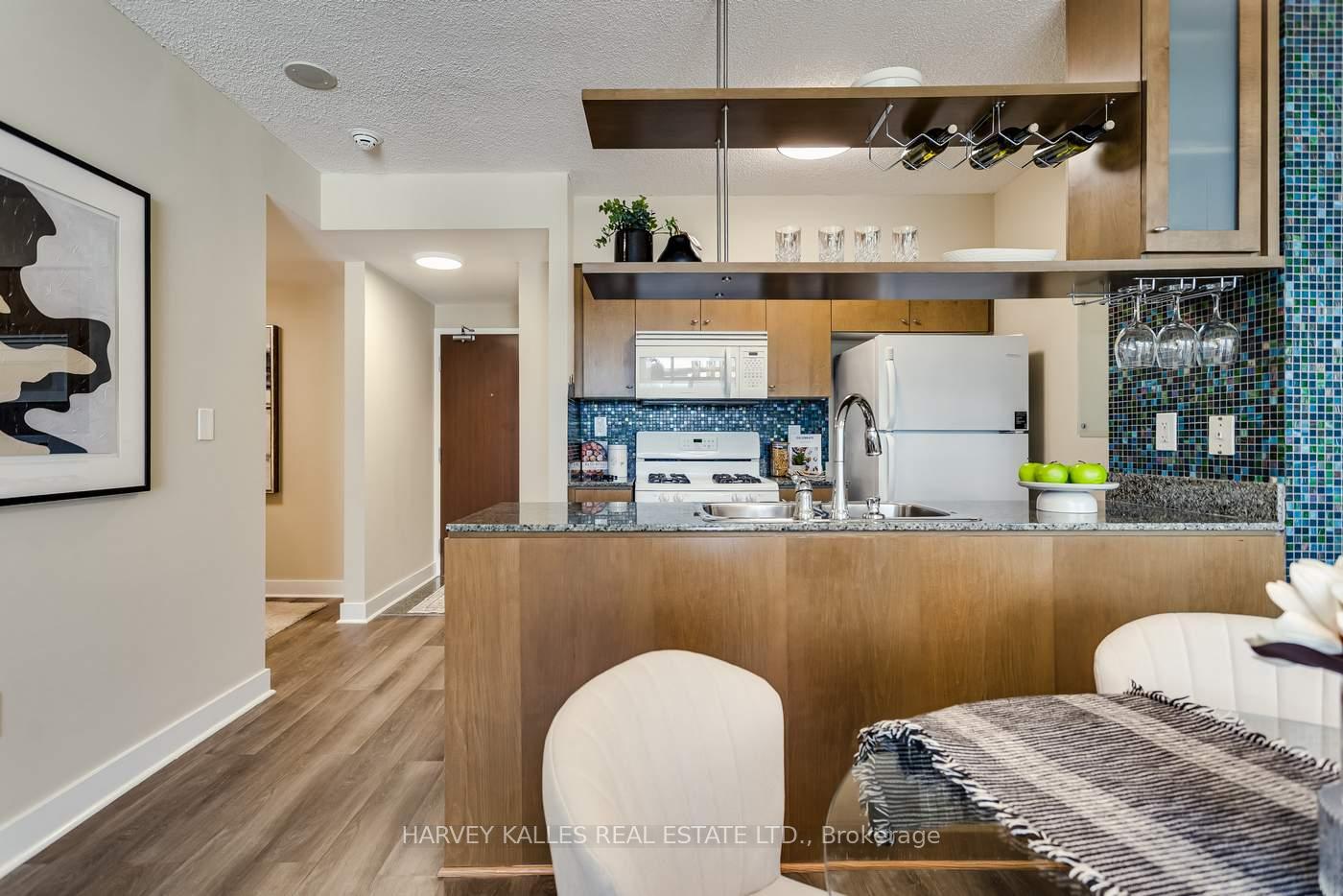 35 Mariner Terrace 3808, Toronto Unit: 3808