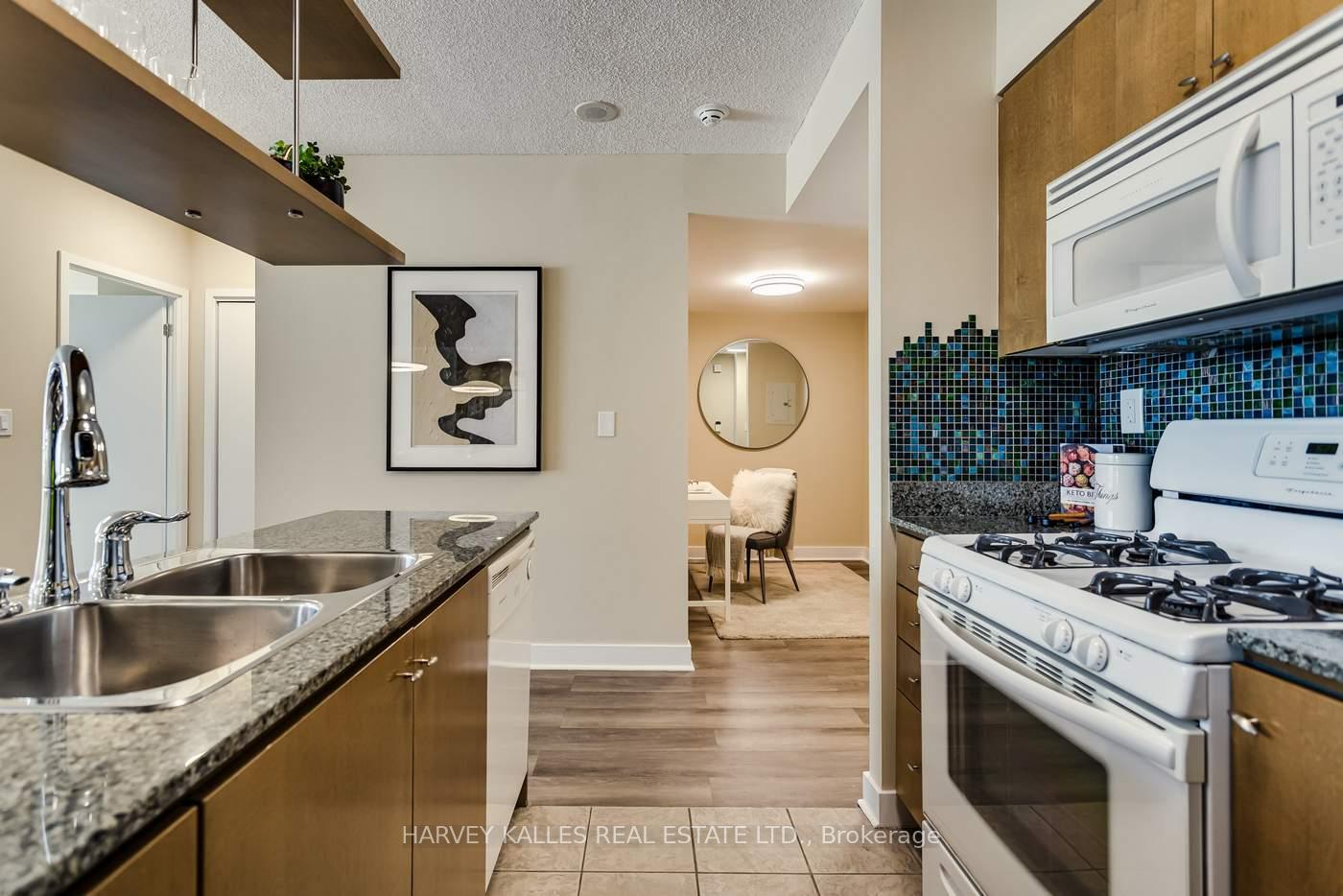 35 Mariner Terrace 3808, Toronto Unit: 3808