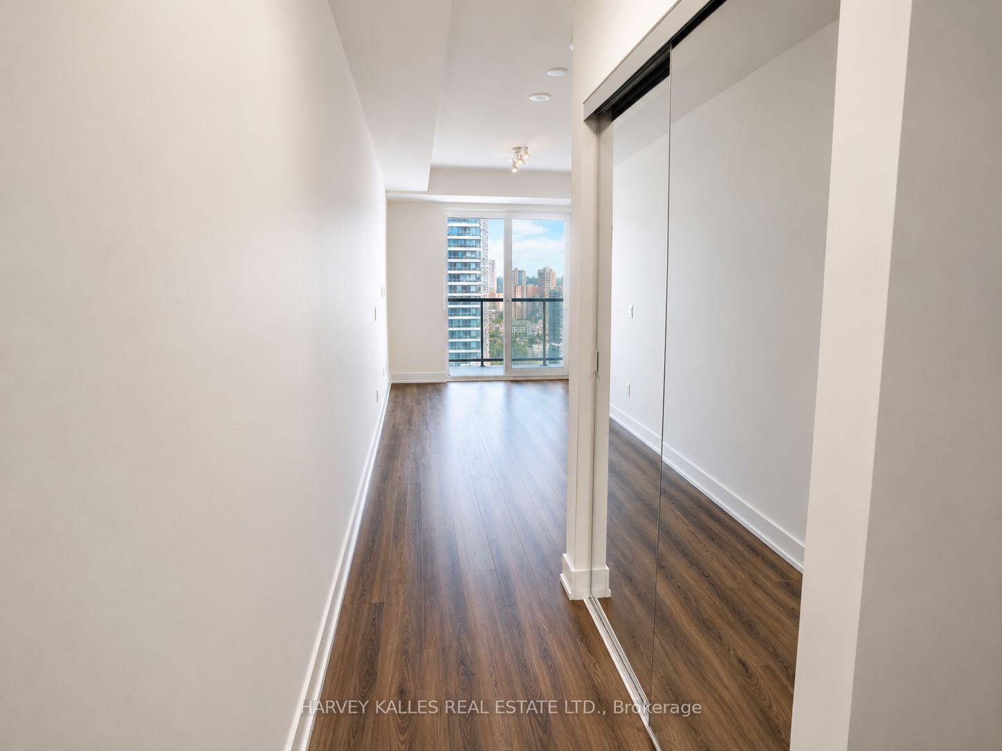 308 Jarvis Street 2706, Toronto Unit: 2706