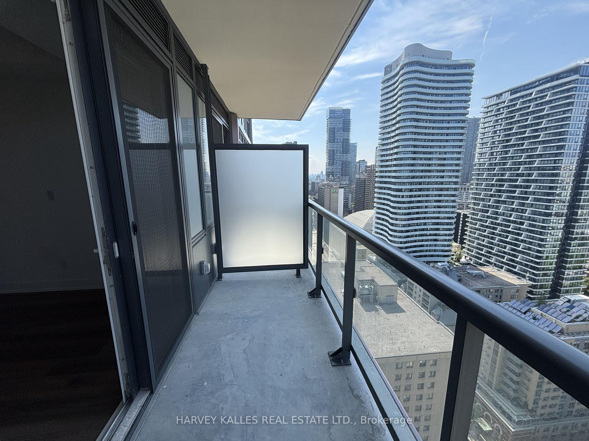 308 Jarvis Street 2706, Toronto Unit: 2706