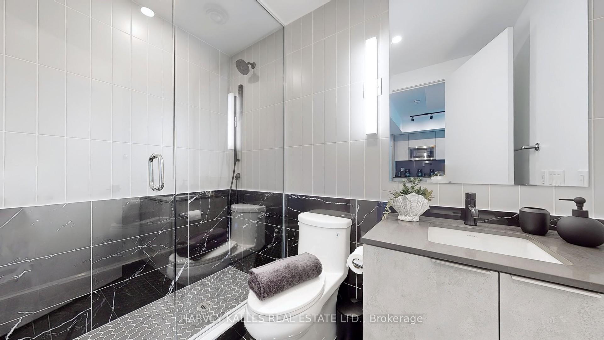 327 King Street W 1905, Toronto Unit: 1905