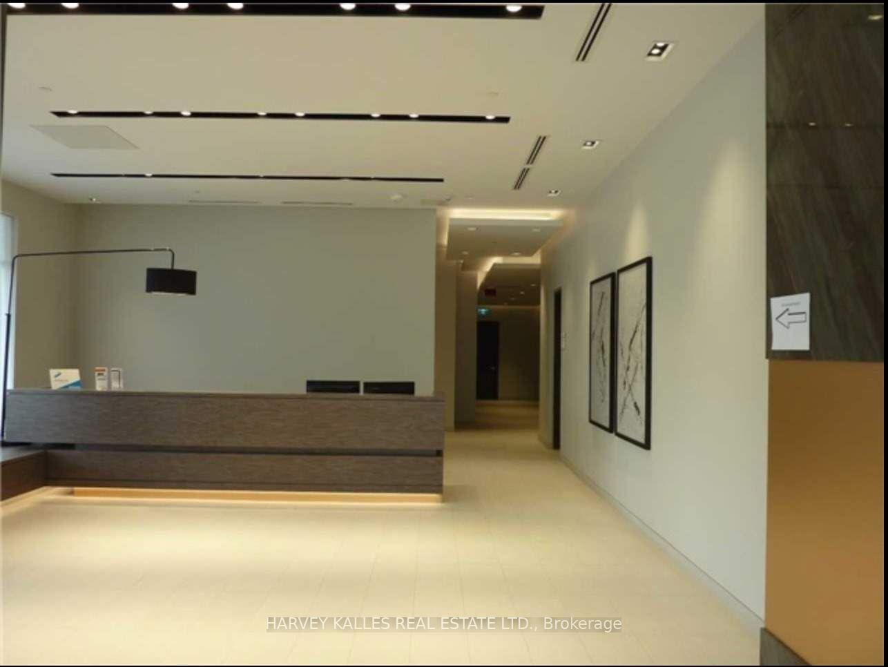 128 Fairview Mall Drive 810, Toronto Unit: 810