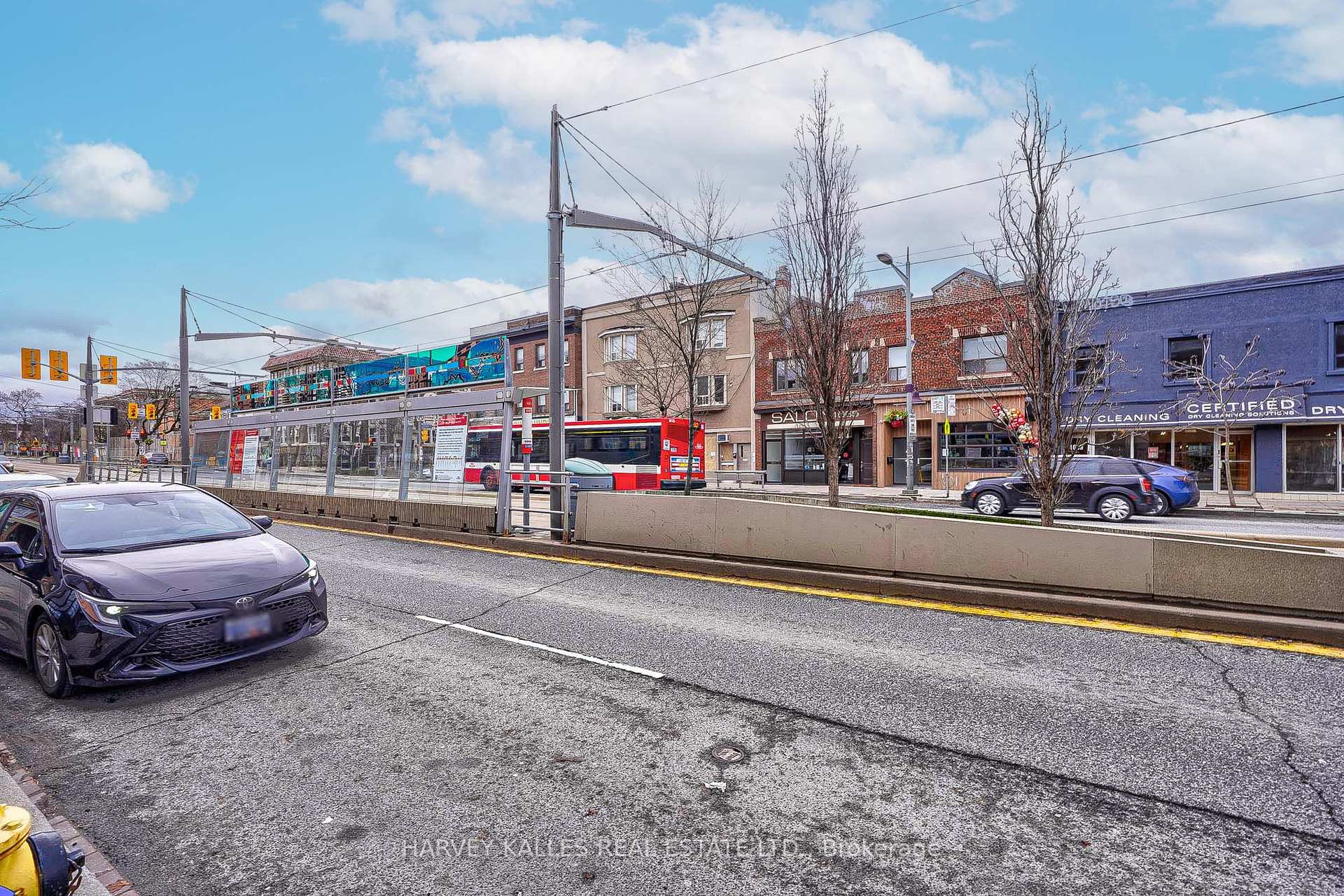 1074 St Clair Avenue W 4, Toronto Unit: 4