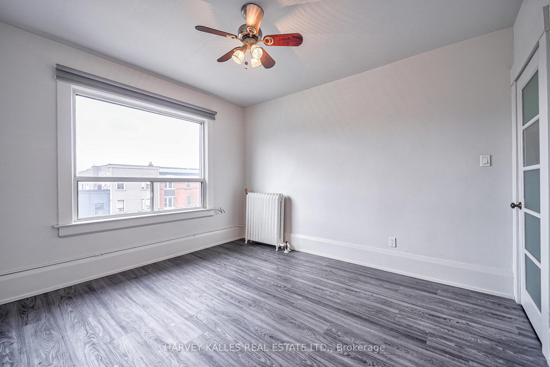 1074 St Clair Avenue W 4, Toronto Unit: 4