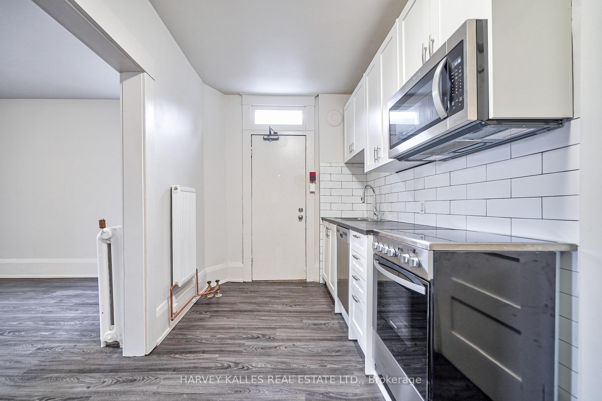 1074 St Clair Avenue W 4, Toronto Unit: 4