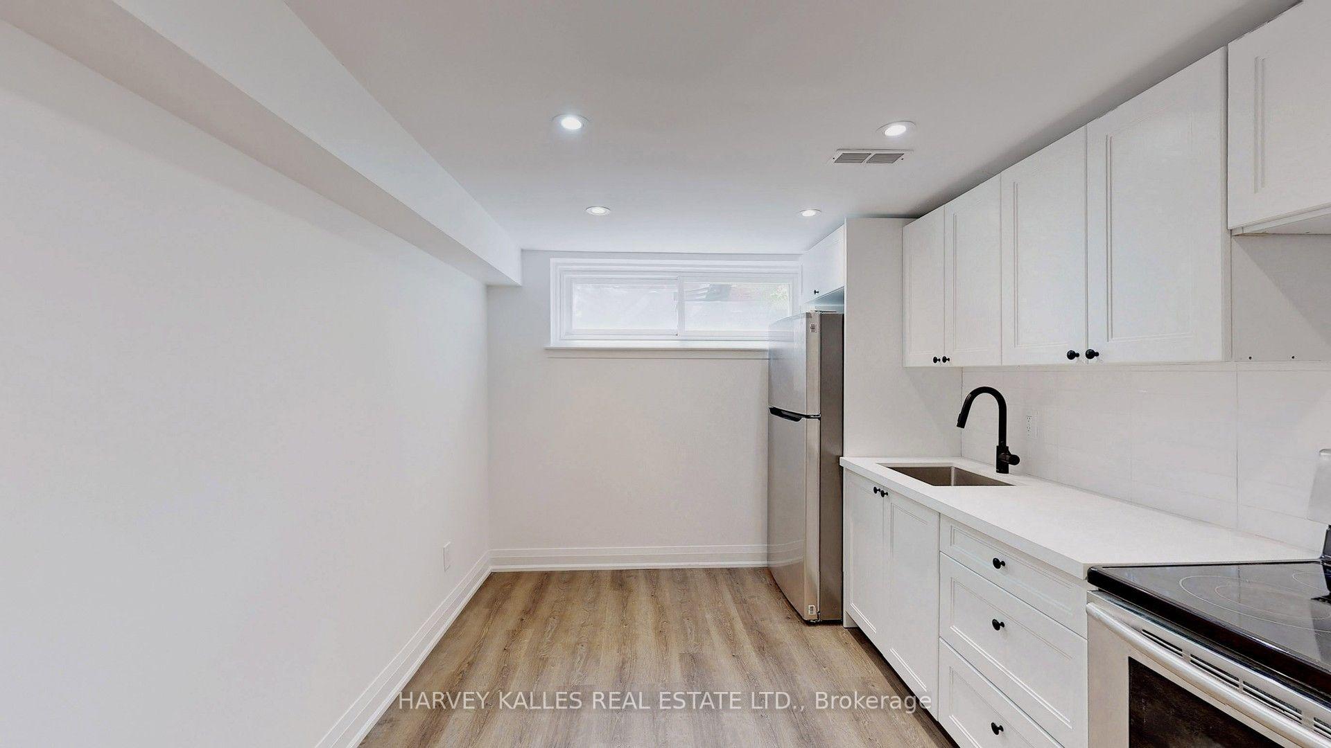 7 Pannahill Road, Toronto