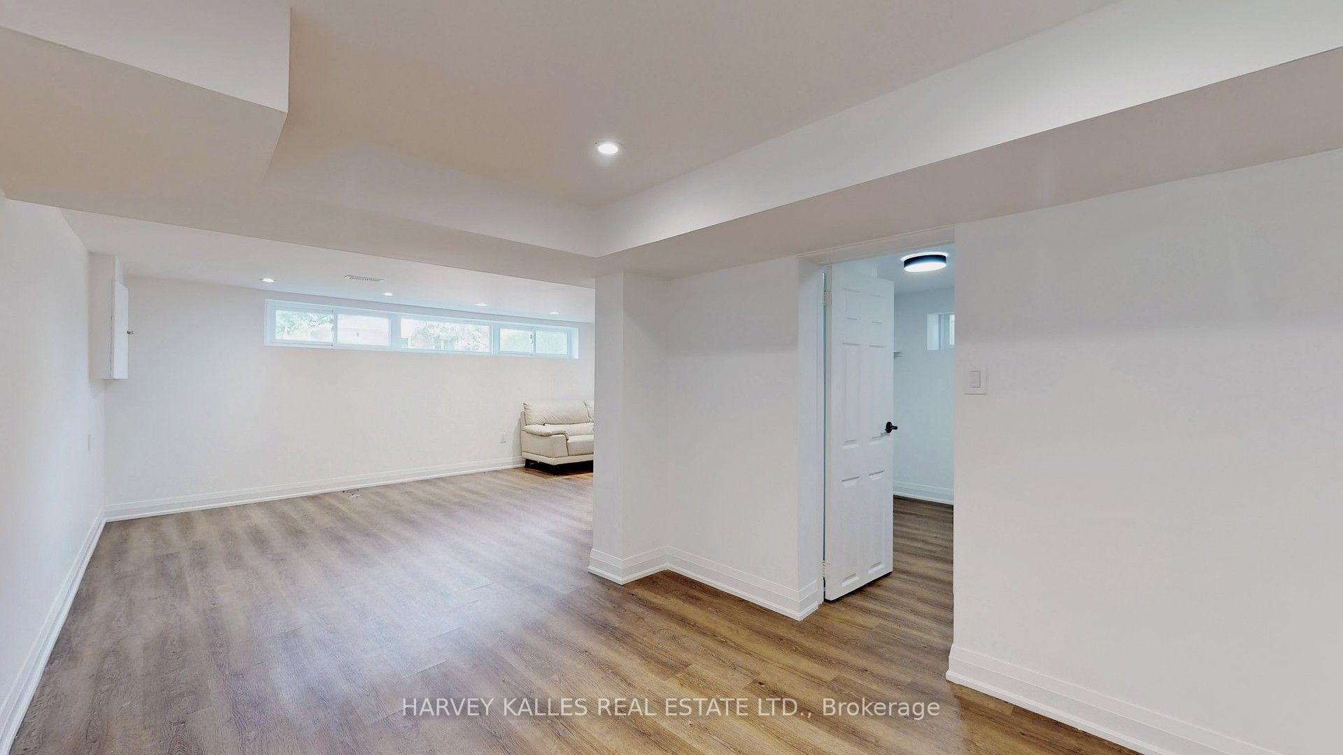 7 Pannahill Road, Toronto