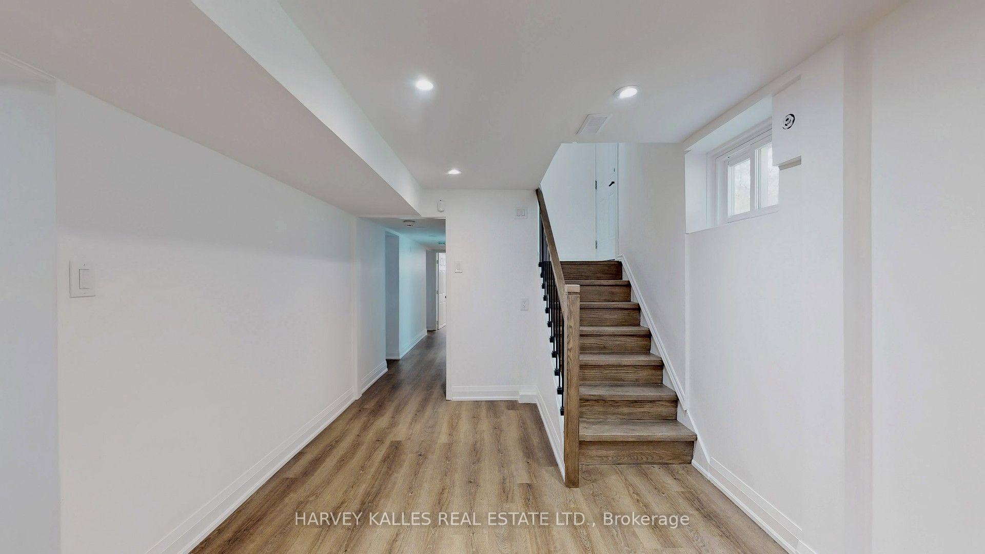 7 Pannahill Road, Toronto