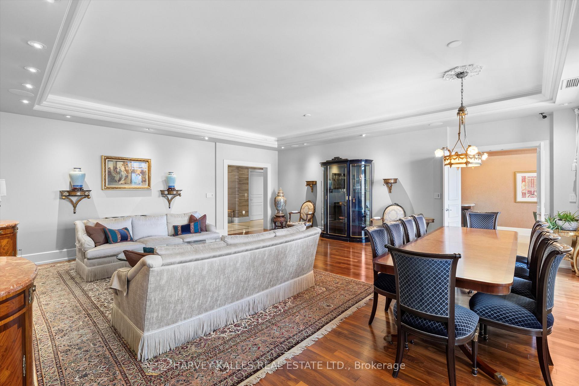 662 Sheppard Avenue E UPH4, Toronto Unit: UPH4