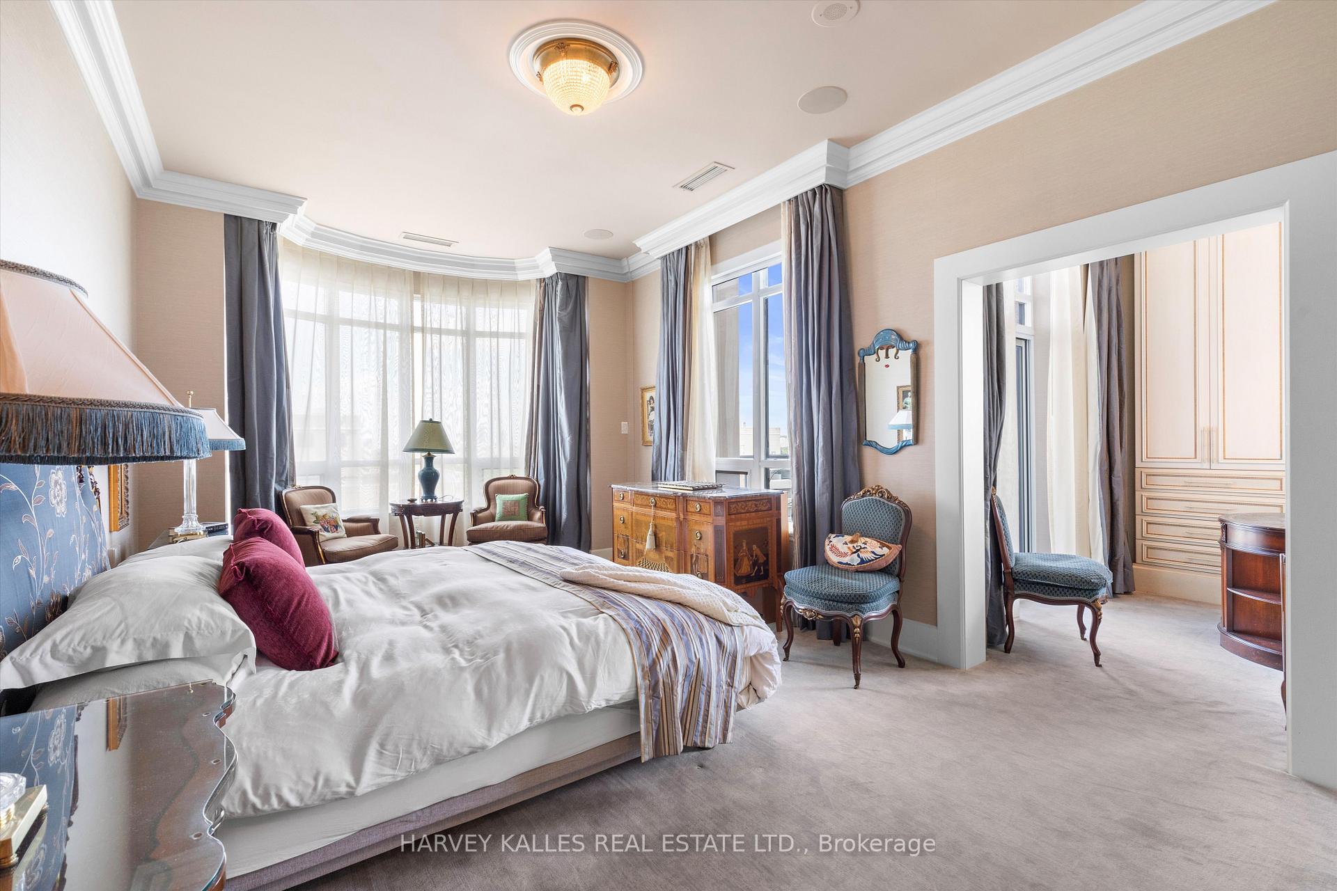 662 Sheppard Avenue E UPH4, Toronto Unit: UPH4
