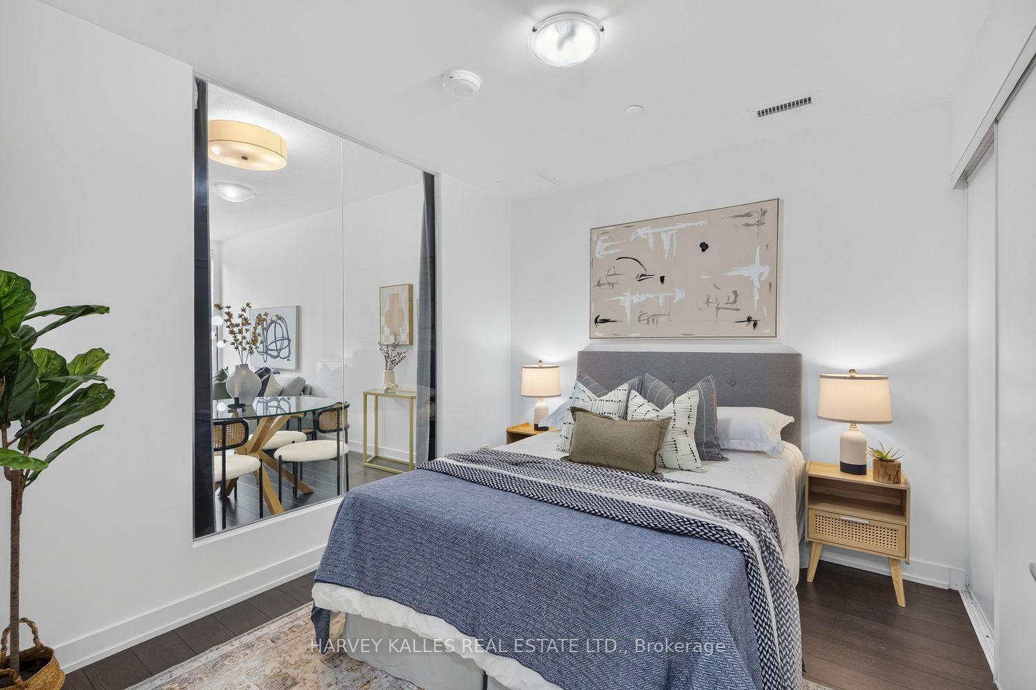 1603 Eglinton Avenue W 214, Toronto Unit: 214
