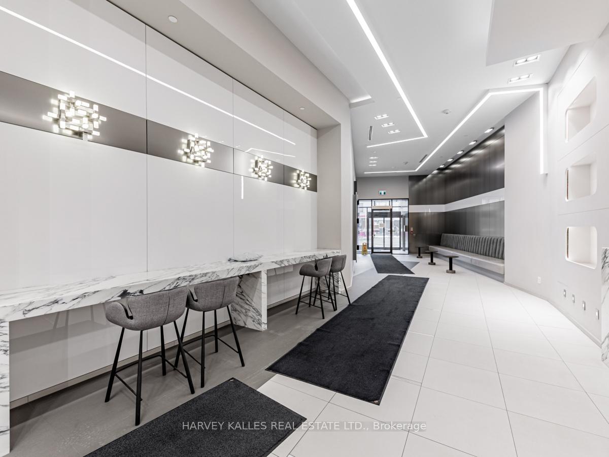 1603 Eglinton Avenue W 214, Toronto Unit: 214