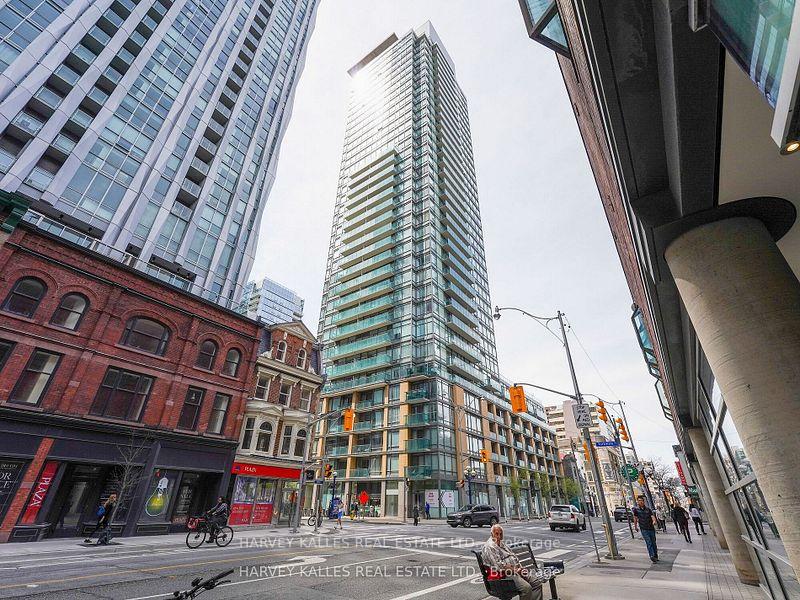 18 Yorkville Avenue 1305, Toronto Unit: 1305