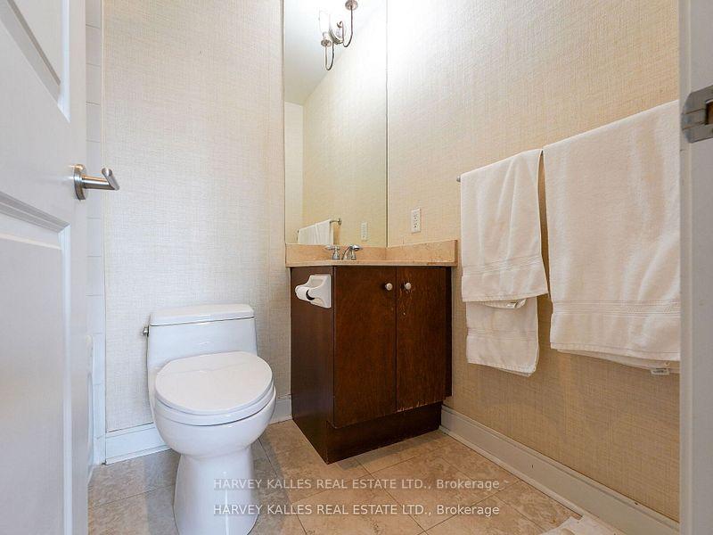 18 Yorkville Avenue 1305, Toronto Unit: 1305
