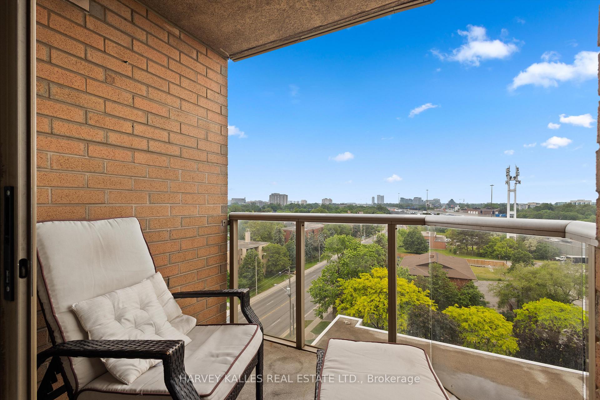 265 Ridley Boulevard 1009, Toronto Unit: 1009
