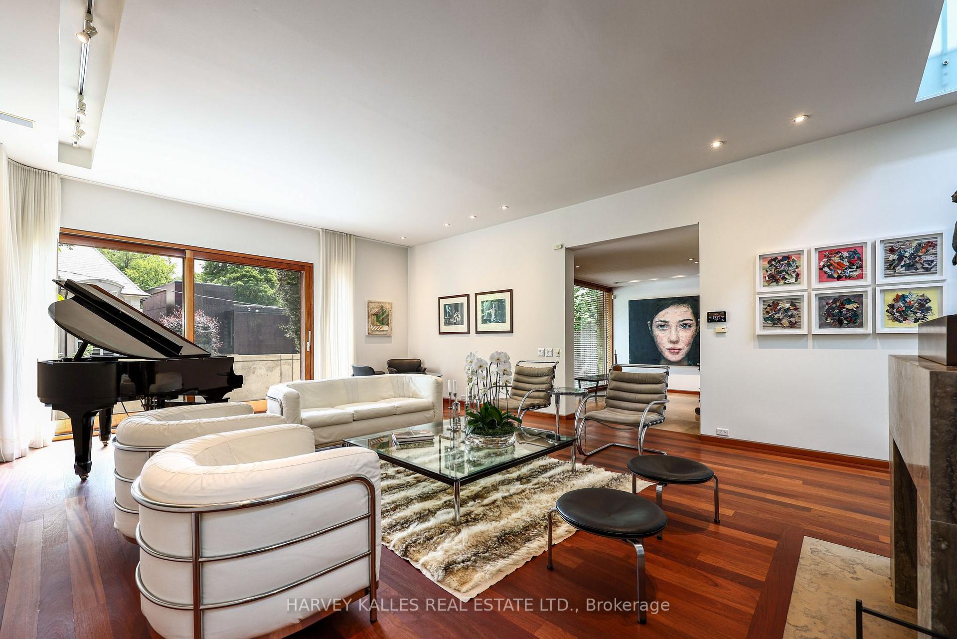 36 Millbank Avenue, Toronto