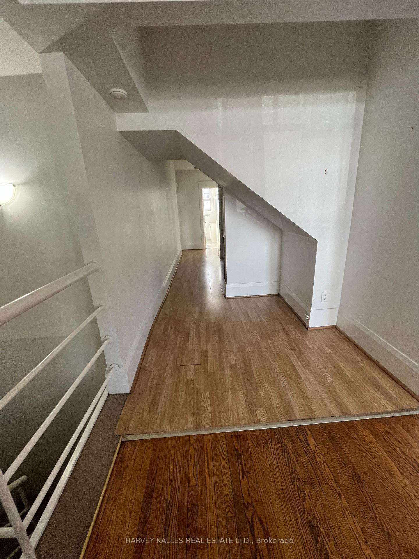 440 Avenue Road 2, Toronto Unit: 2