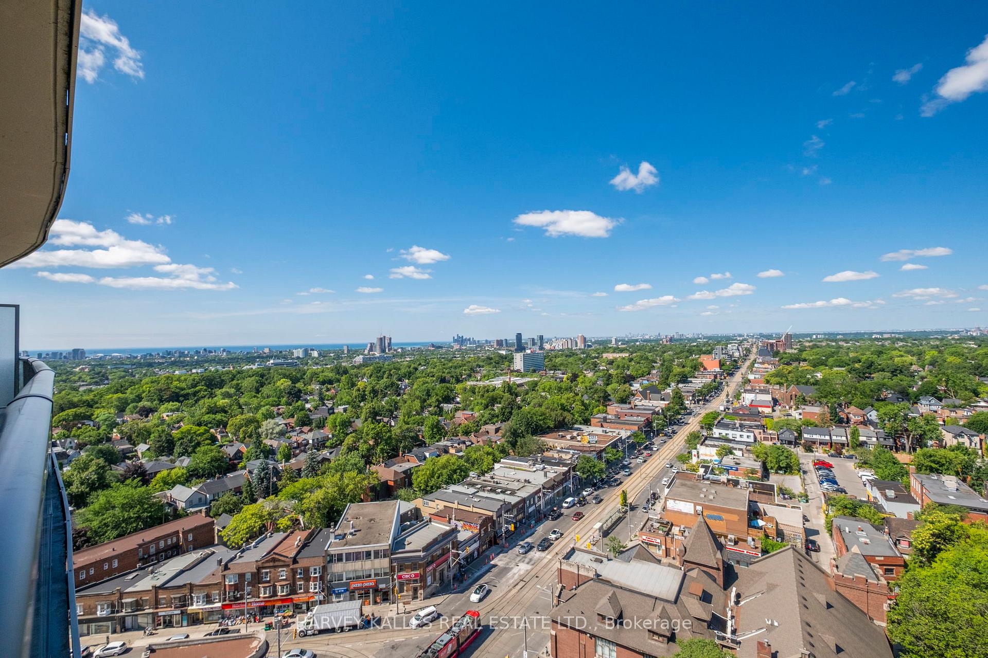 530 St Clair Avenue W 1602, Toronto Unit: 1602
