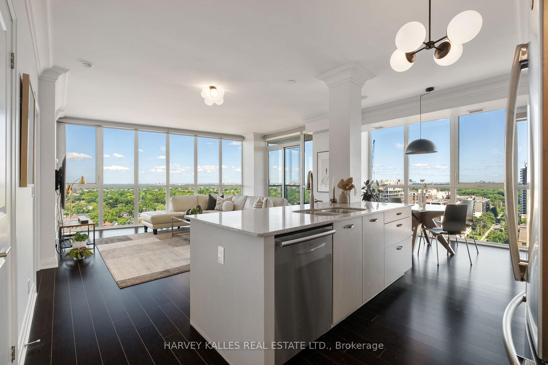 530 St Clair Avenue W 1602, Toronto Unit: 1602