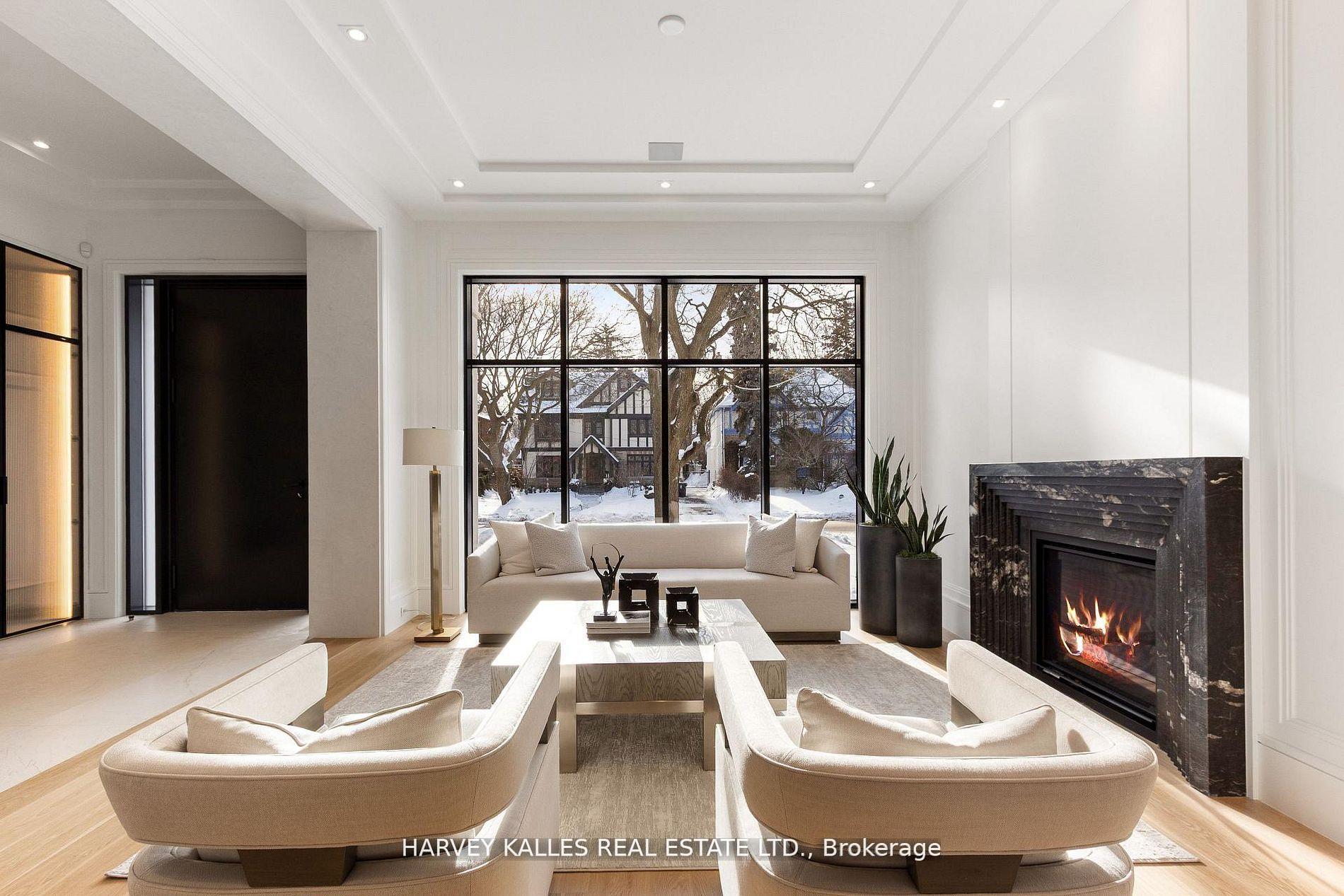 370 Glengrove Avenue W, Toronto