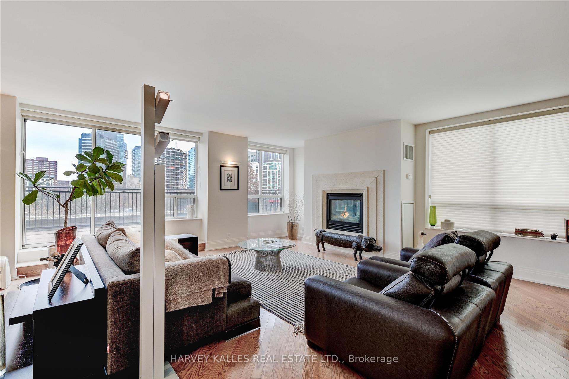 99 Avenue Road 708, Toronto Unit: 708