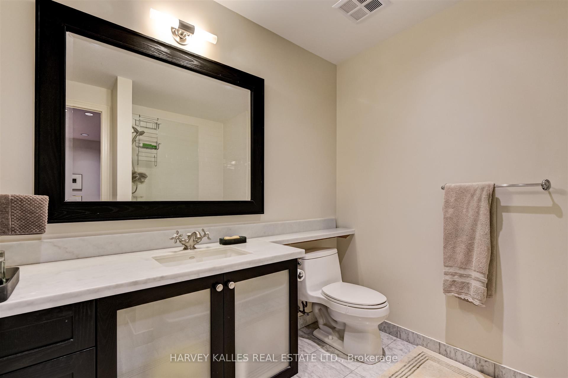 99 Avenue Road 708, Toronto Unit: 708