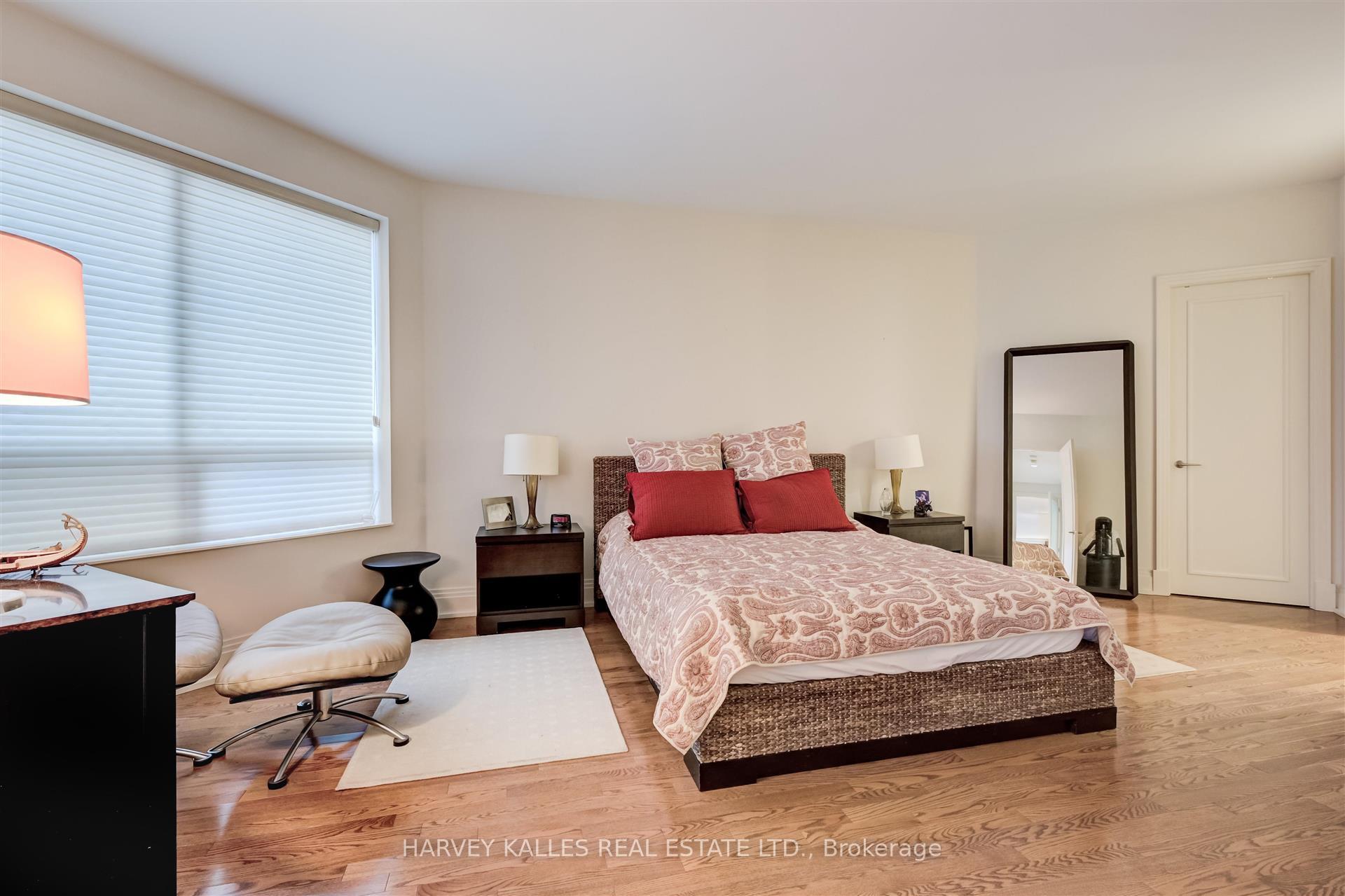 99 Avenue Road 708, Toronto Unit: 708