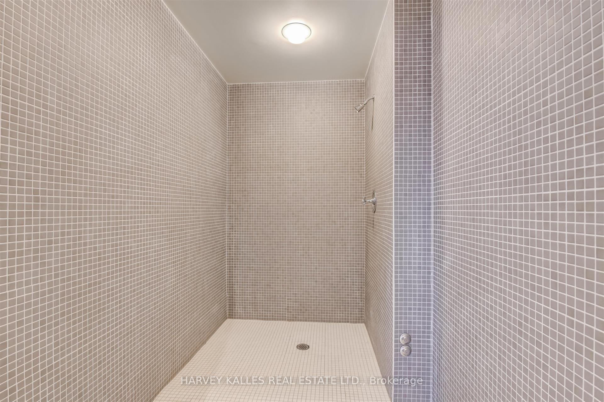 99 Avenue Road 708, Toronto Unit: 708