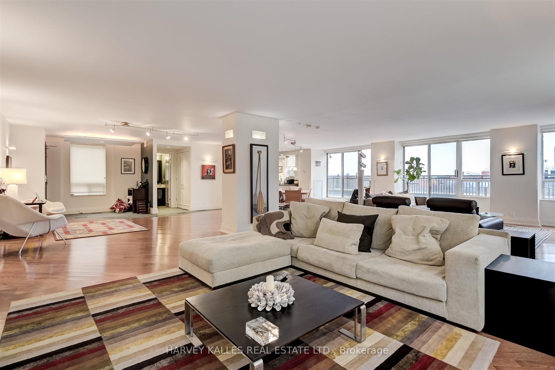 99 Avenue Road 708, Toronto Unit: 708
